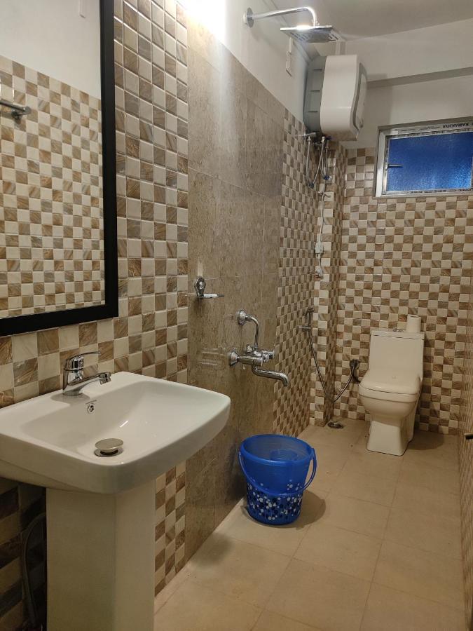 Urban Tavern Σιλόνγκ Εξωτερικό φωτογραφία